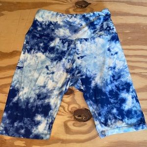 Blue tie dye biker shorts